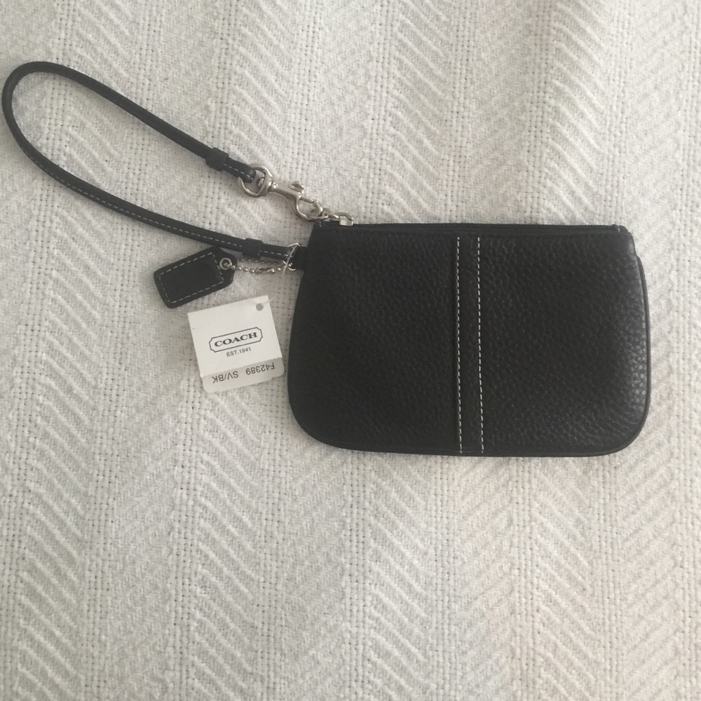 Authentic coach leather wristlet - new with tags